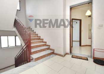 Scale - Three-room apartment Via San Martino
 
16, Acireale - photo 7