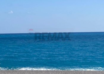 Vista dell\'acqua - Attic Via Spiaggia
 
117, Mascali - photo 1