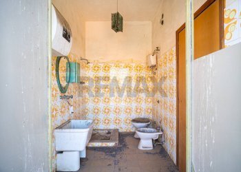 Bagno - Appartamento Via Vasco Pratolini, Belpasso - foto 57