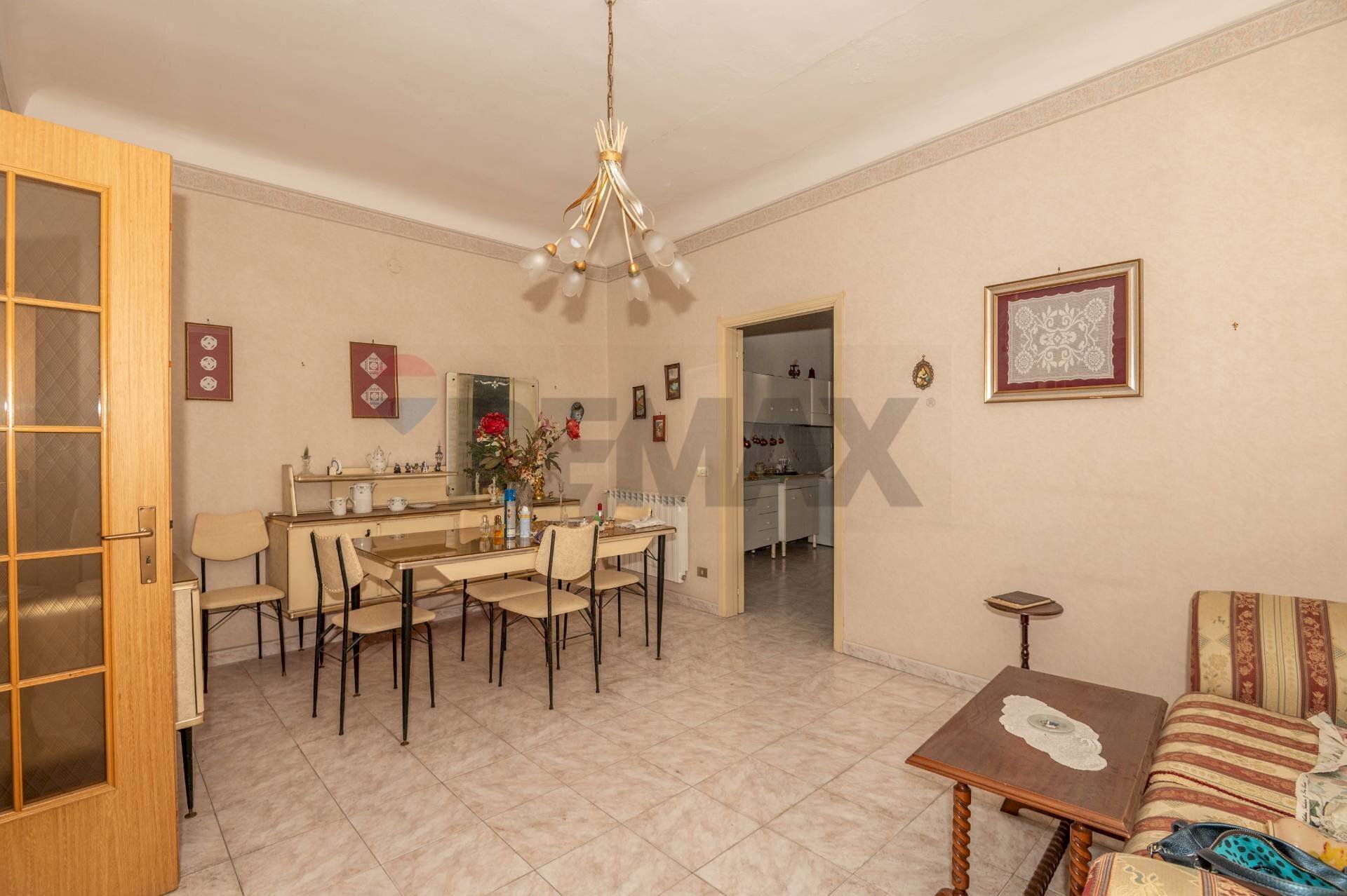 Sala da pranzo - Semi-detached house Via San Leonardo
31, Caltagirone - photo 2