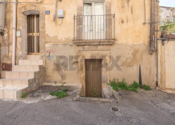 Casa all\'aperto - Semi-detached house Via San Leonardo
 
31, Caltagirone - photo 5