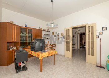 Soggiorno - Semi-detached house Via San Leonardo
 
31, Caltagirone - photo 12