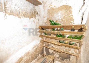 Scale - Semi-detached house Via San Leonardo
 
31, Caltagirone - photo 22