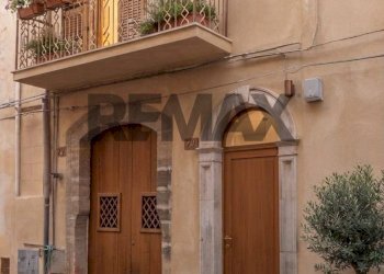 Edificio all\'aperto - Semi-detached house Via San Leonardo
 
31, Caltagirone - photo 4