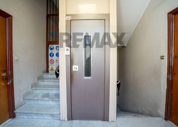 Ricezione / Lobby - Appartamento Via Acquedotto Greco
 
137, Catania - foto 9