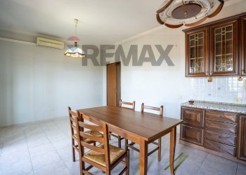 Sala da pranzo - Appartamento Via Acquedotto Greco
 
137, Catania - foto 35