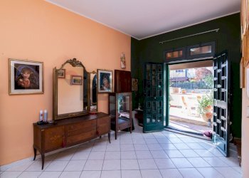 Soggiorno - Casa indipendente Via Sebastiano Catania
 
286, Catania - foto 4