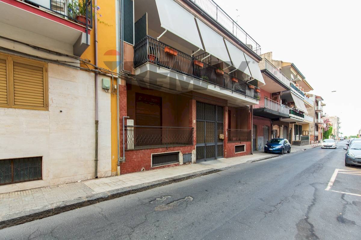 Edificio all\'aperto - Four-room apartment Via Nazario Sauro
 
19, Aci Castello - photo 1