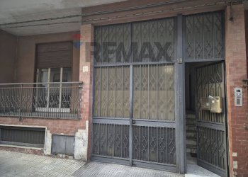 Edificio all\'aperto - Quadrilocale Via Nazario Sauro
 
19, Aci Castello - foto 1