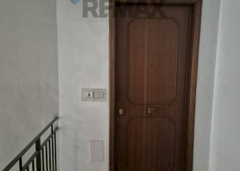 Hall / corridoio - Quadrilocale Via Nazario Sauro
 
19, Aci Castello - foto 3