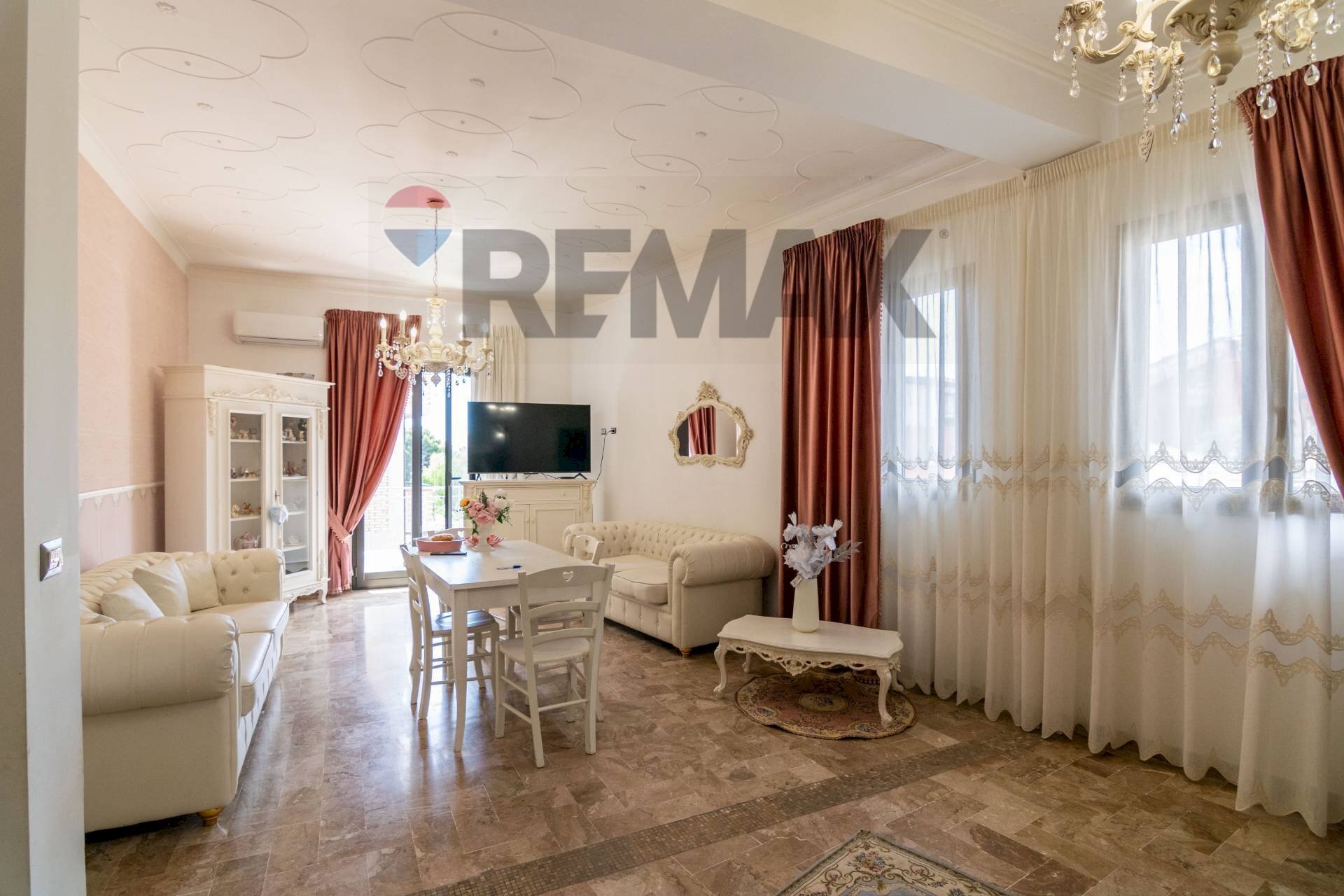 Sala da pranzo - Four-room apartment Via Erasmo Marotta
8, Catania - photo 2