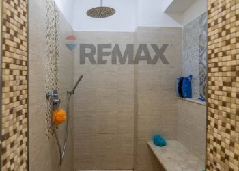 Bagno - Quadrilocale Via Erasmo Marotta
 
8, Catania - foto 17