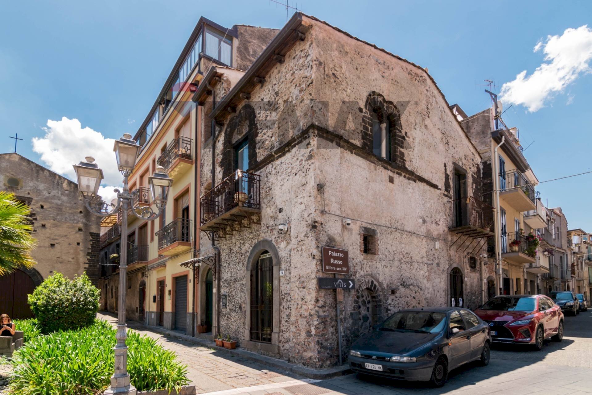 Edificio all\'aperto - Independent house Piazza San Nicolò
 
23, Randazzo - photo 1