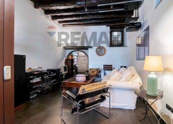 Soggiorno - Appartamento Piazza San Nicolò
 
23, Randazzo - foto 24