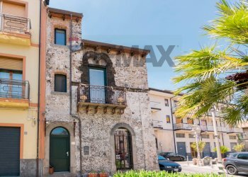 Edificio all\'aperto - Appartamento Piazza San Nicolò
 
23, Randazzo - foto 53