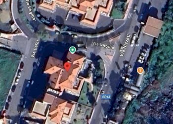 Posizione della mappa - Locale Commerciale Via Dafni
6, Aci Catena - foto 10