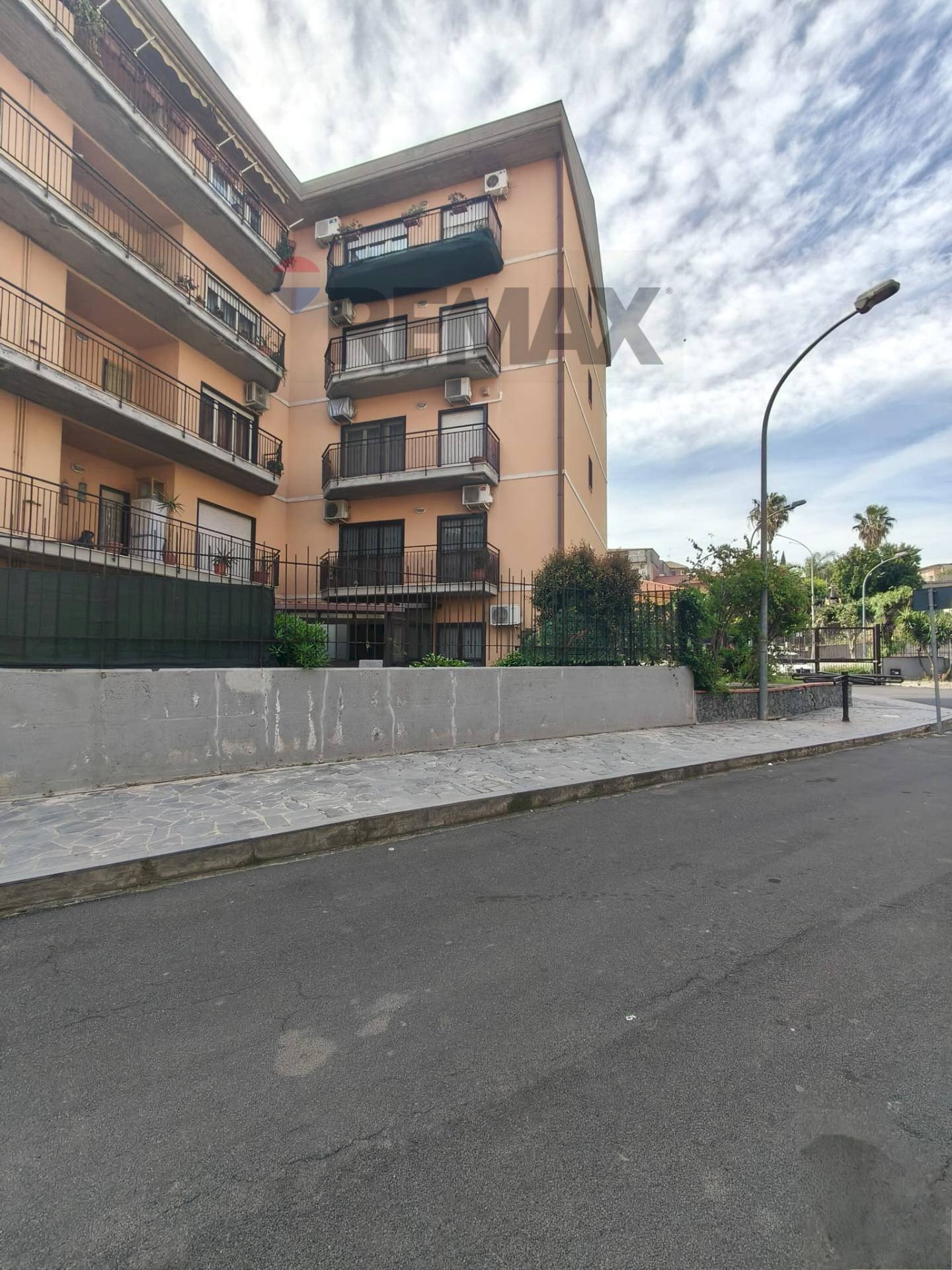 Edificio all\'aperto - Trilocale Via Del Potatore
56, Catania - foto 3