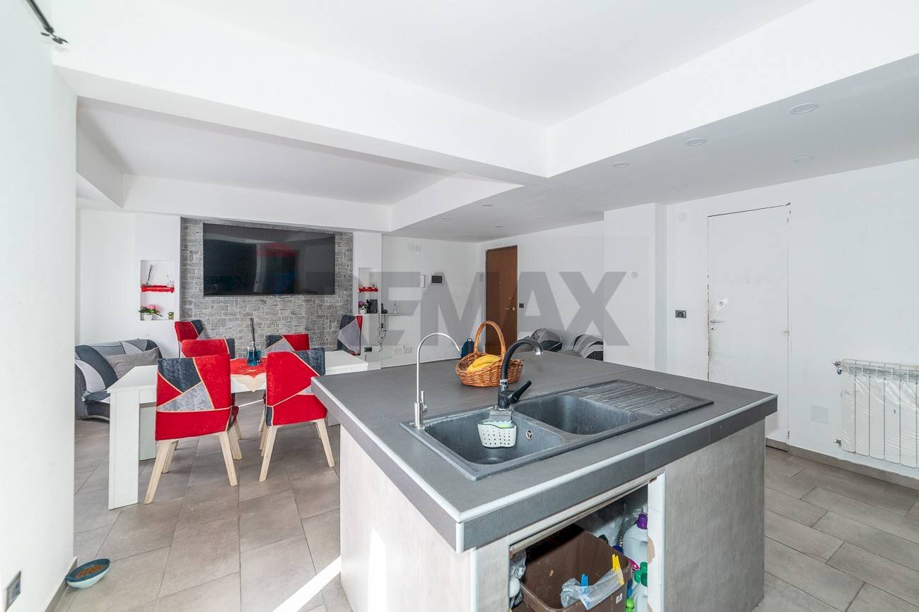 Cucina - Quadrilocale Via Giuseppe Marcellino
8, Catania - foto 2