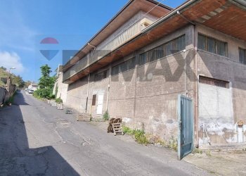 Casa all\'aperto - Shed Via Giosuè Carducci
6, Motta Sant'Anastasia - photo 1
