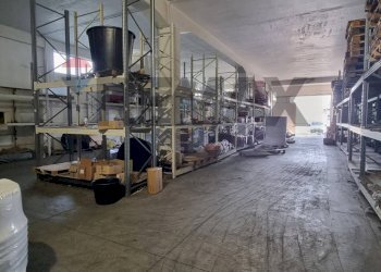 Dispensa di stoccaggio - Shed Via Giosuè Carducci
6, Motta Sant'Anastasia - photo 16