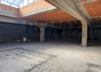 Parcheggio - Shed Via Giosuè Carducci
6, Motta Sant'Anastasia - photo 27