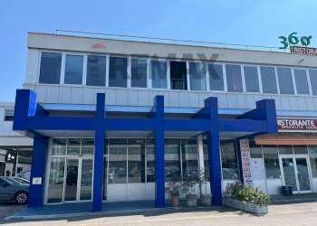 Edificio all\'aperto - Ufficio Strada Padana Superiore
28, Cernusco sul Naviglio - foto 1
