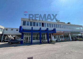 Edificio all\'aperto - Ufficio Strada Padana Superiore
28, Cernusco sul Naviglio - foto 2