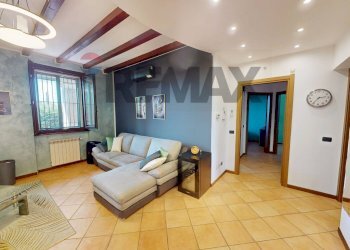 Soggiorno - Trilocale vittorio veneto
 
52, Vignate - foto 3