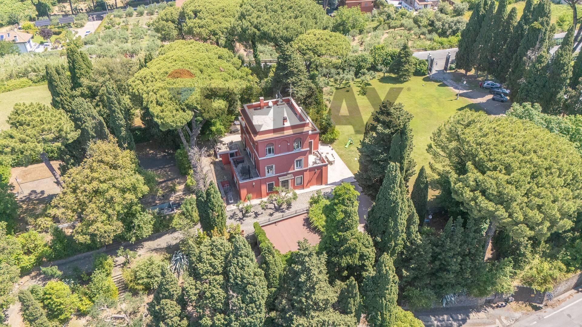 Casa all\'aperto - Villa Via Anagnina
31, Grottaferrata - foto 2