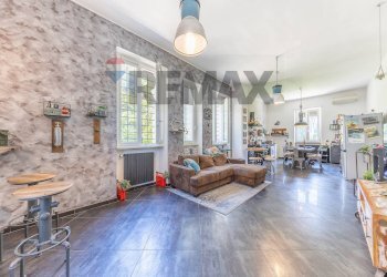 Sala da pranzo - Villa Via Anagnina
 
31, Grottaferrata - foto 44
