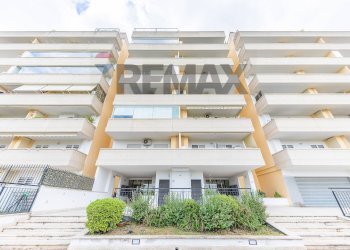 Edificio all\'aperto - Appartamento Viale Leonida Tonelli
81, Roma - foto 2