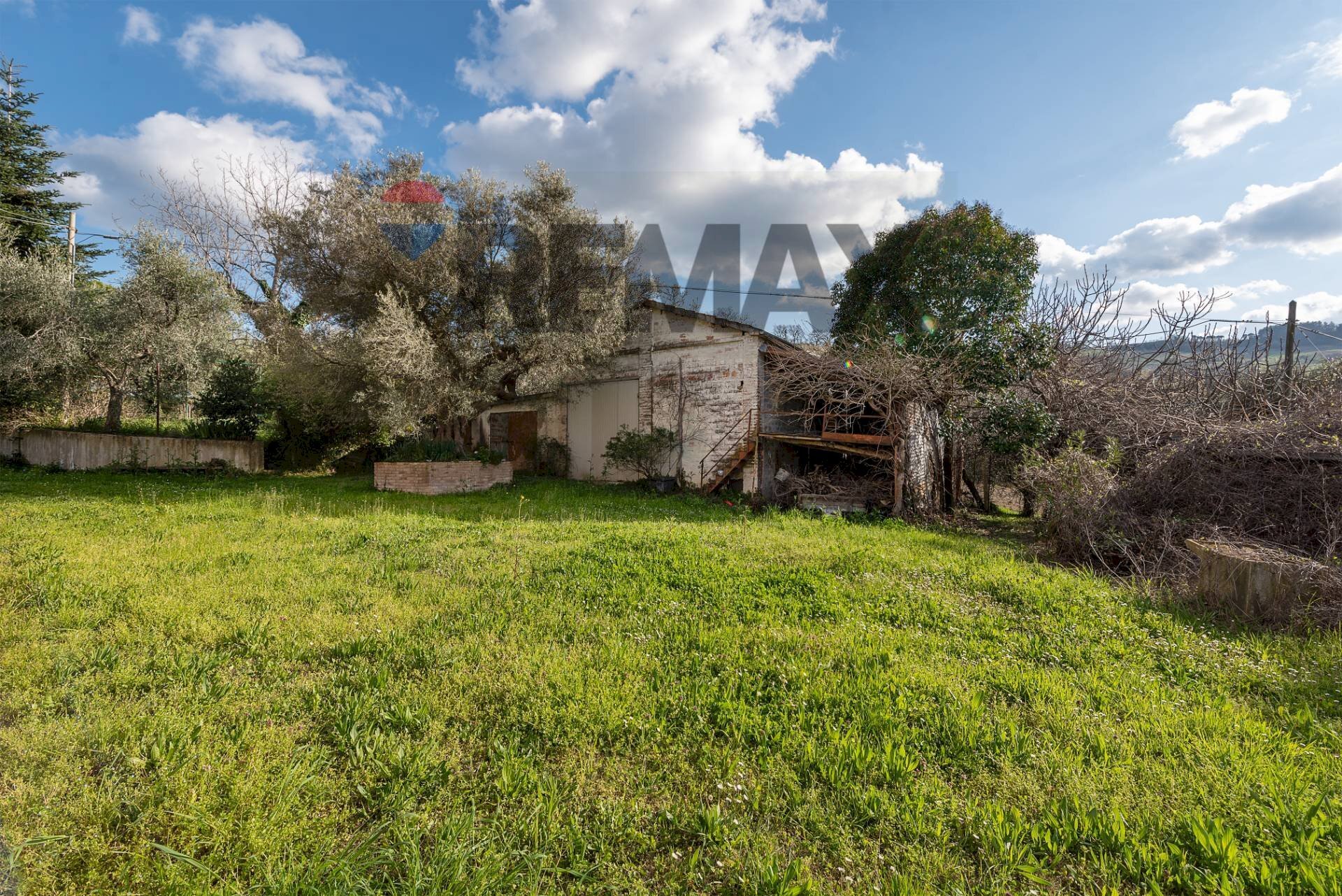 Giardino - Semi-detached house Via Spescia
 
18, Cupramontana - photo 3