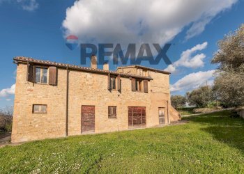 Casa all\'aperto - Semi-detached house Via Spescia
 
18, Cupramontana - photo 6