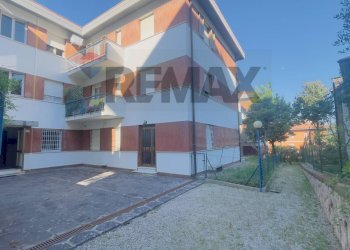 Edificio all\'aperto - Three-room apartment VIA BEATO GIROLAMO GHERARDUCCI
 
16C, Recanati - photo 1