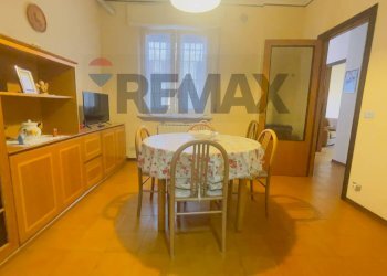 Sala da pranzo - Three-room apartment VIA BEATO GIROLAMO GHERARDUCCI
 
16C, Recanati - photo 13