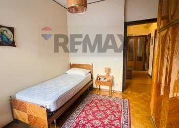 Camera / camera da letto - Three-room apartment VIA BEATO GIROLAMO GHERARDUCCI
 
16C, Recanati - photo 27