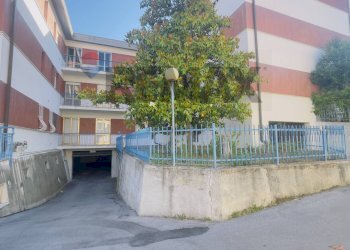 Edificio all\'aperto - Three-room apartment VIA BEATO GIROLAMO GHERARDUCCI
 
16C, Recanati - photo 30