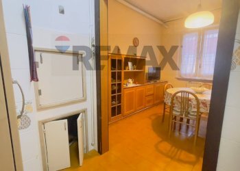 Cucina - Three-room apartment VIA BEATO GIROLAMO GHERARDUCCI
 
16C, Recanati - photo 42