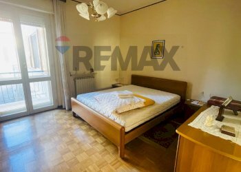 Camera / camera da letto - Three-room apartment VIA BEATO GIROLAMO GHERARDUCCI
 
16C, Recanati - photo 48