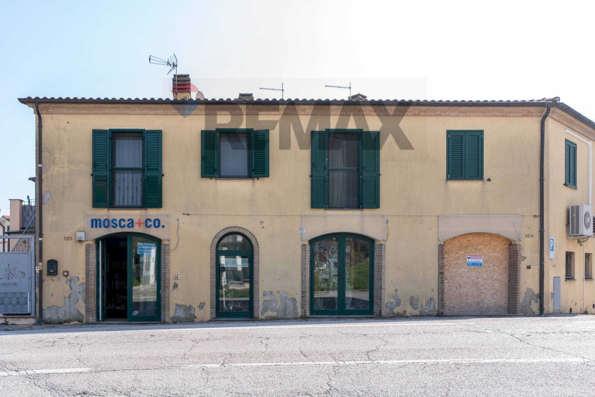 Edificio all\'aperto - Shop via nazario sauro
 
52, Recanati - photo 1