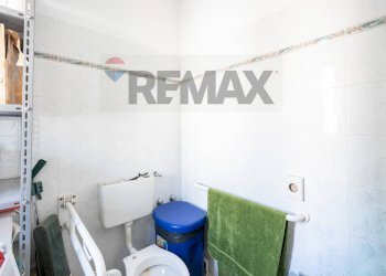 Bagno - Shop via nazario sauro
 
52, Recanati - photo 11