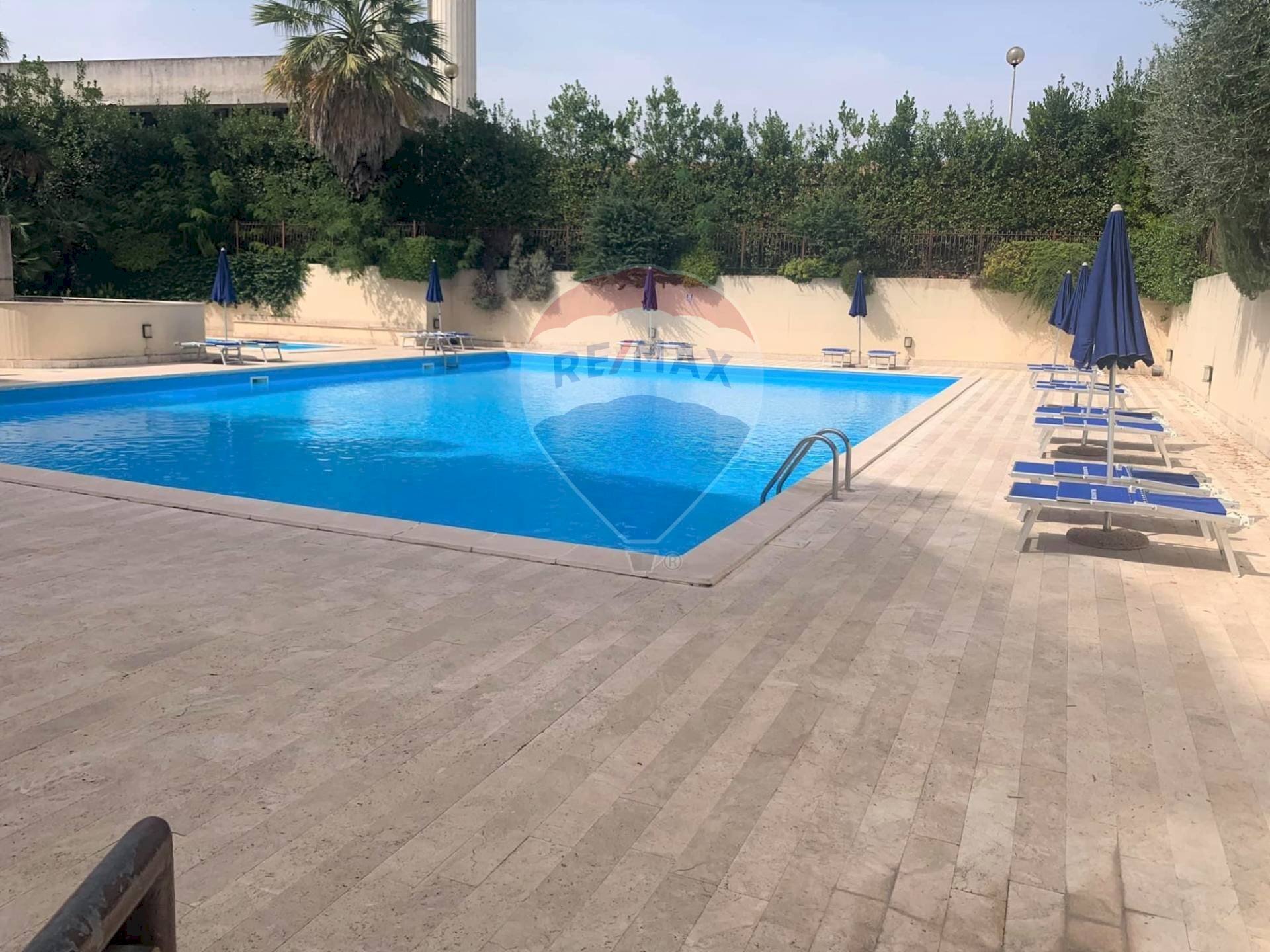 Piscina - Appartamento Via Olindo Guerrini
 
13, Roma - foto 1