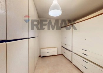Cabina armadio - Villa VIA OMBROSA
4, Assisi - photo 47