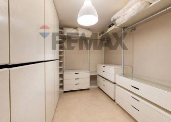 Cabina armadio - Villa VIA OMBROSA
4, Assisi - photo 102
