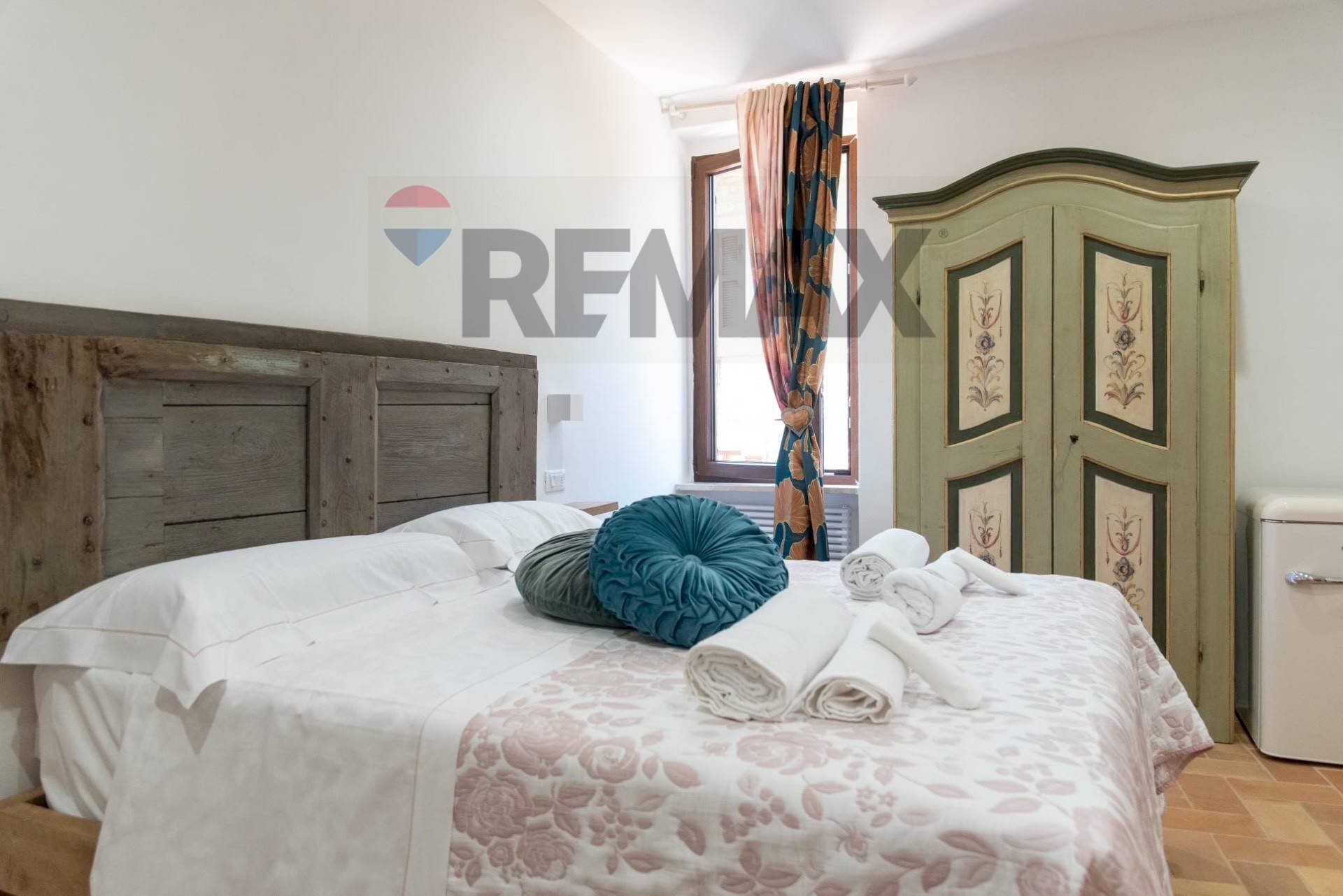Camera / camera da letto - Casa indipendente via fontebella
2, Assisi - foto 3