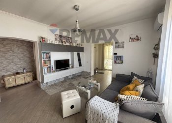 Soggiorno - Villa Via lago di como
 
1, Anzio - foto 22