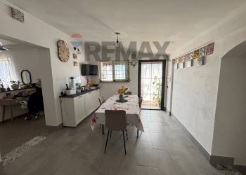 Sala da pranzo - Villa Via lago di como
 
1, Anzio - foto 28