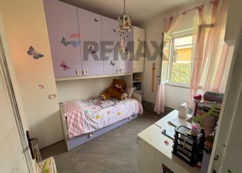 Camera / camera da letto - Villa Via lago di como
 
1, Anzio - foto 36