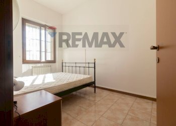 Camera / camera da letto - Two-room apartment Via Garibaldi
 
22, Gessate - photo 17