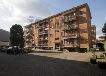 Edificio all\'aperto - Bilocale Via Natale Beretta
 
58, Arcore - foto 22